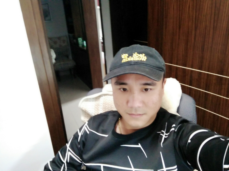 坚持我爱的第一张照片--安吉蓝颜知己交友网