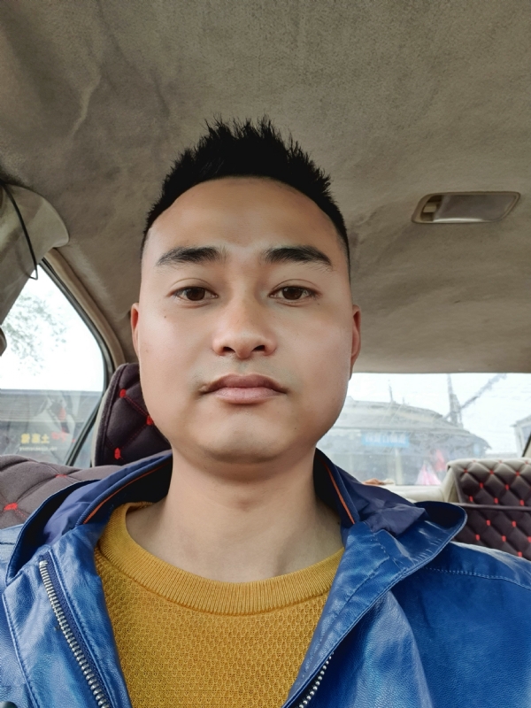 不破不立的第一张照片--安吉蓝颜知己交友网